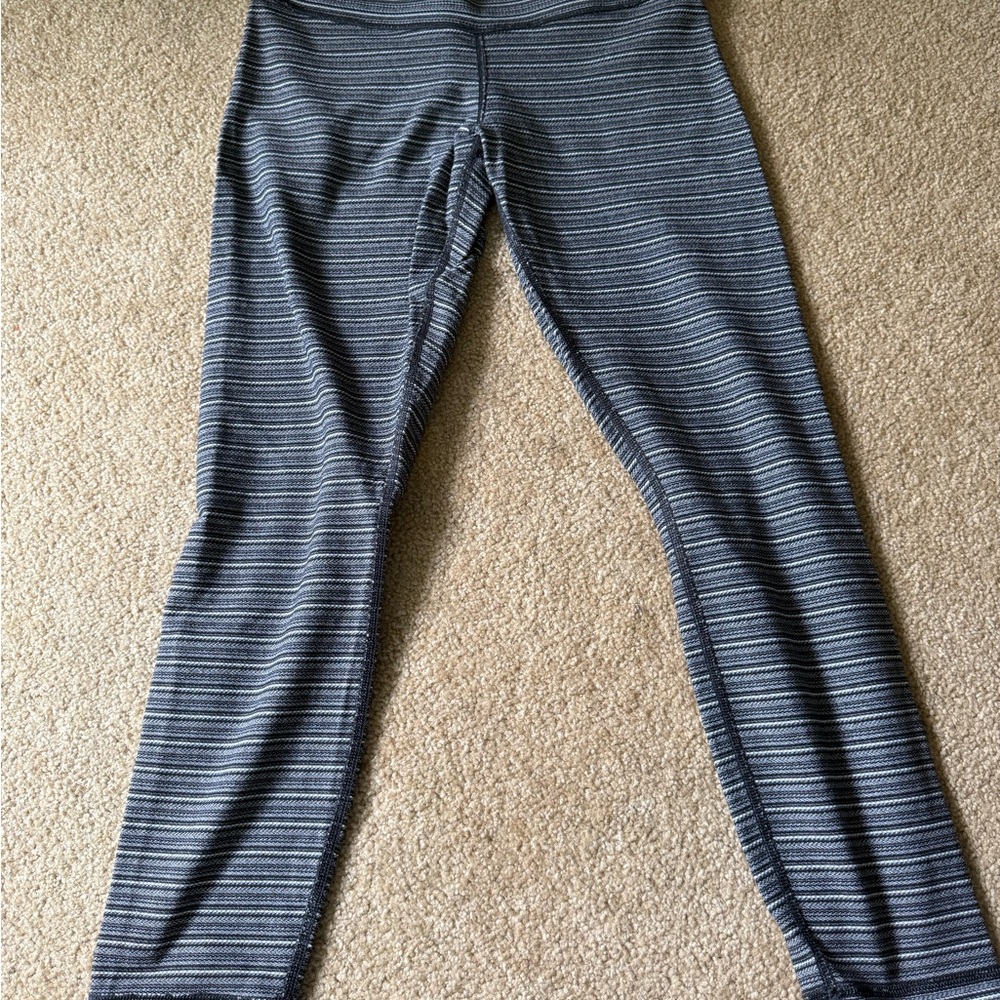 Lululemon Striped Gray 7/8 Leggings